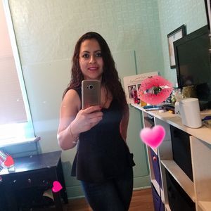 Meet your Posher, Elizabeth